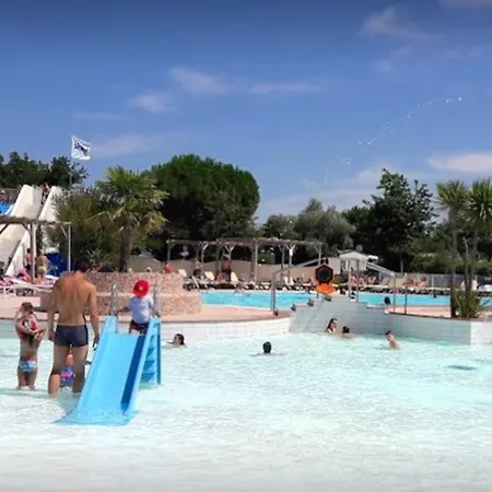 Hébergement de vacances Piscine Privée
